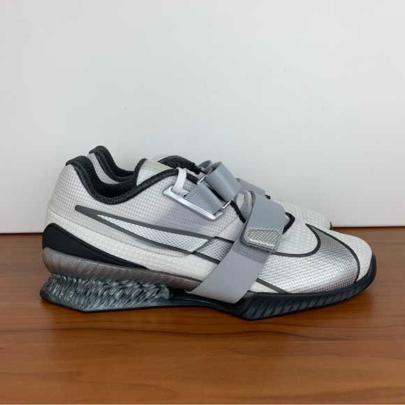 Nike Romaleos 4 SE Weightlifting Shoes main image 4